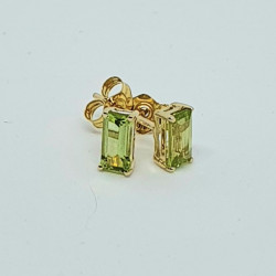 9ct Peridot Baguette Studs GE1114PD