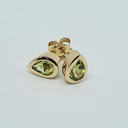 9ct Peridot Pear Stud Earrings GE1120PD