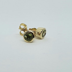 9ct Peridot Stud Earrings GE1122PD