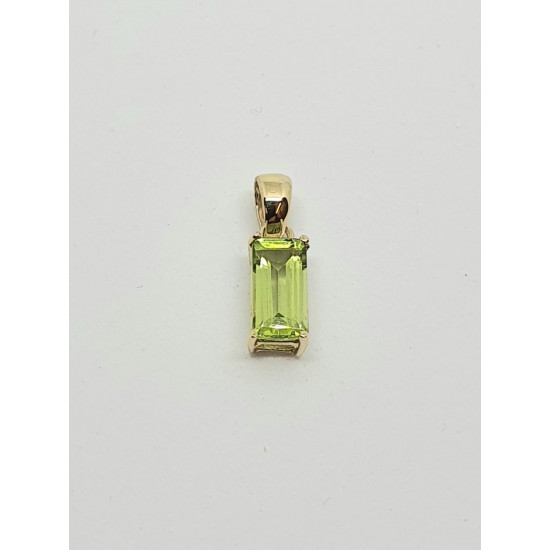 9ct Peridot Baguette Pendant