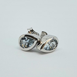 9ct White Gold Aqua Marine Stud Earrings WE120AQ