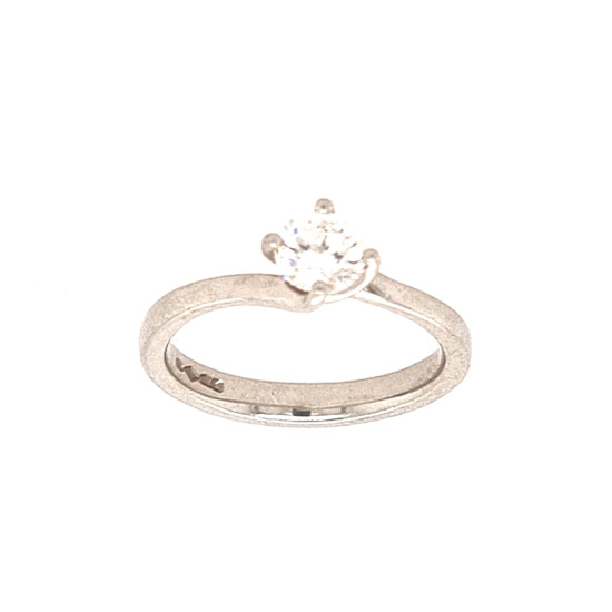 Pre Owned Platinum Diamond Solitaire Ring ZM284